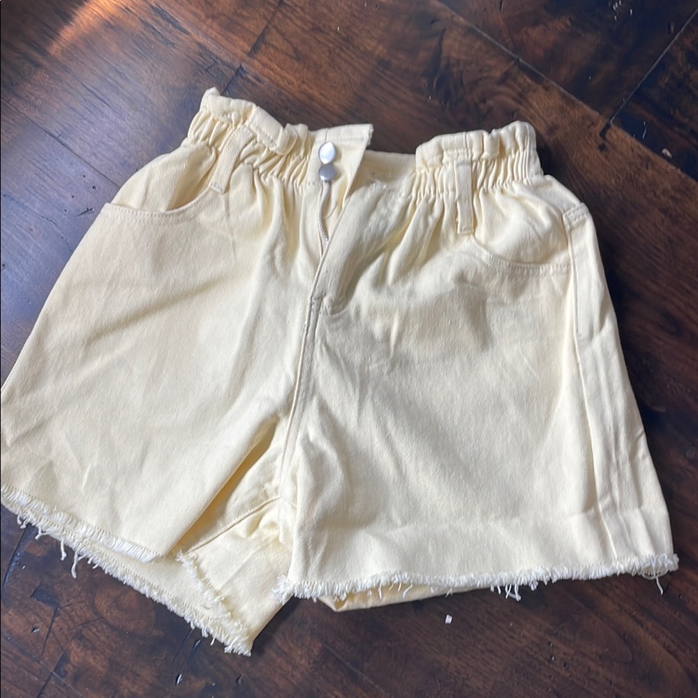 Princess Polly Light Yellow Shorts